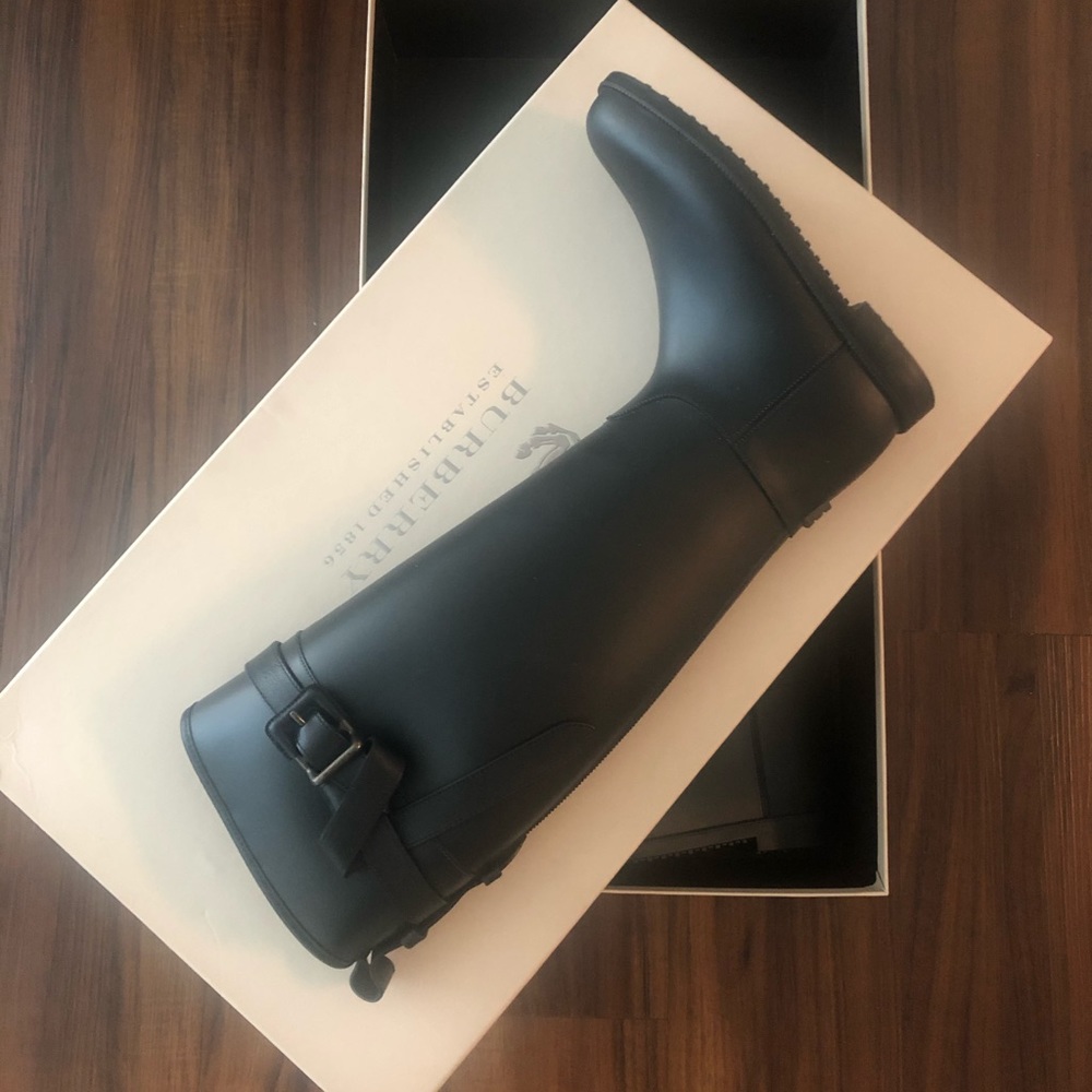 Burberry rain boot